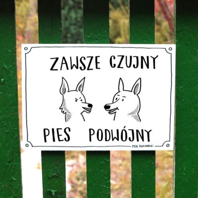 Zawsze czujny pies podwójny