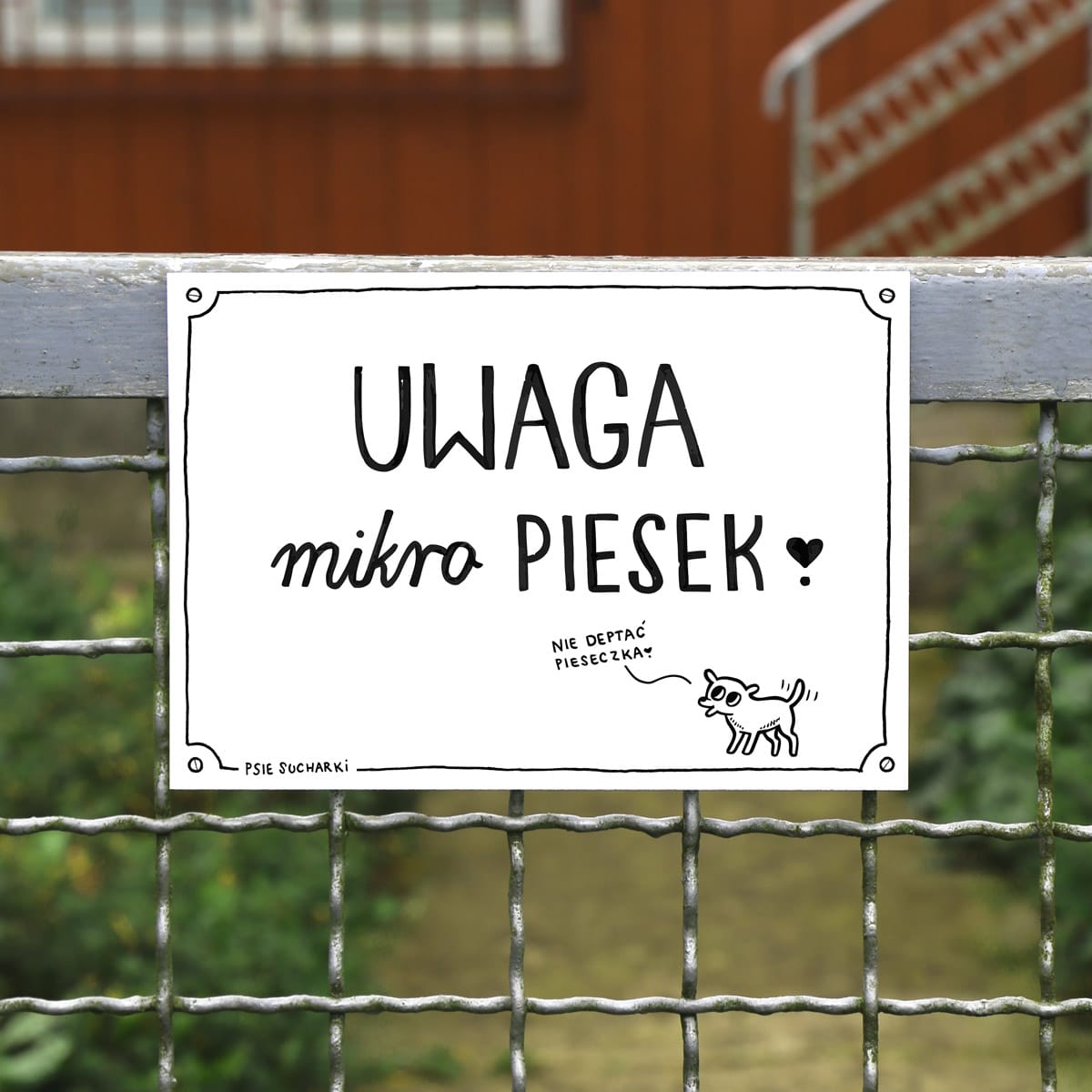 Uwaga mikro piesek!